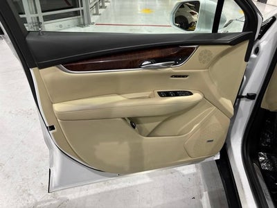 2017 Cadillac XT5 Premium Luxury AWD