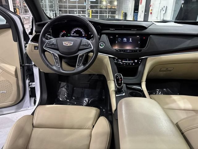 2017 Cadillac XT5 Premium Luxury AWD