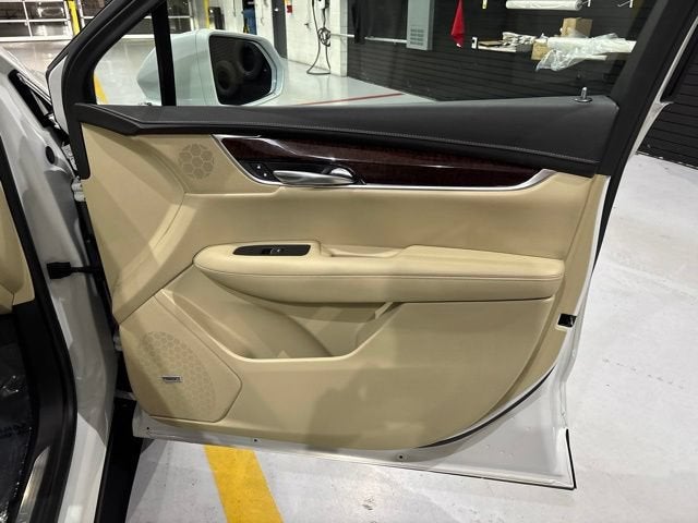2017 Cadillac XT5 Premium Luxury AWD