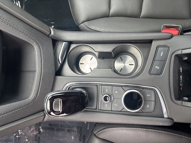 2025 Cadillac XT6 Sport