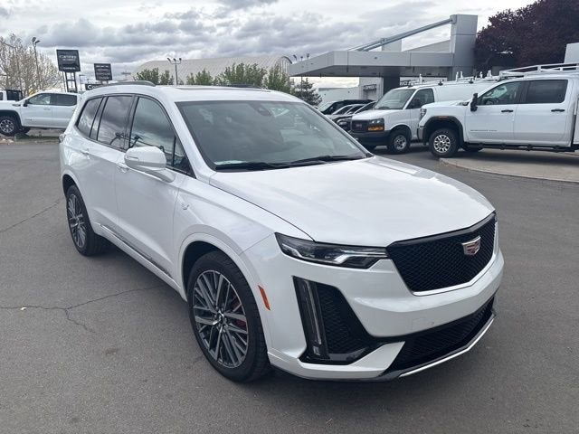 2025 Cadillac XT6 Sport