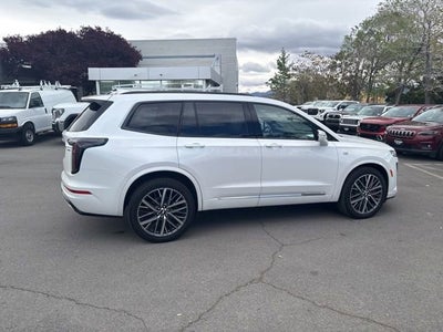 2025 Cadillac XT6 Sport