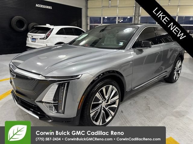 2024 Cadillac LYRIQ Luxury 3
