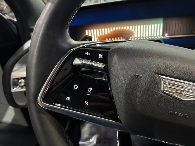 2024 Cadillac LYRIQ Luxury 3