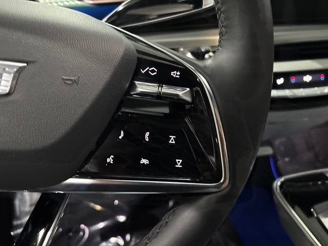 2024 Cadillac LYRIQ Luxury 3