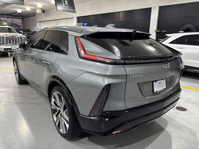 2024 Cadillac LYRIQ Luxury 3