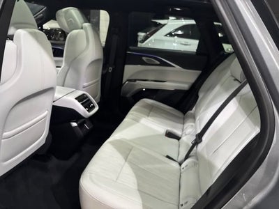 2024 Cadillac LYRIQ Luxury 3