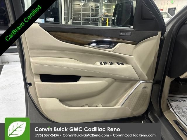 2018 Cadillac Escalade Standard