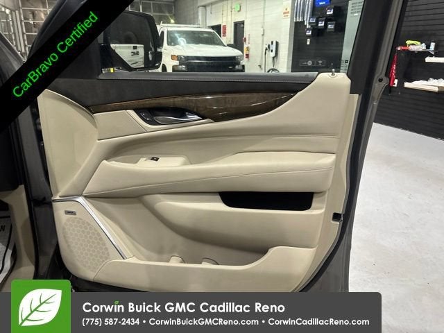 2018 Cadillac Escalade Standard