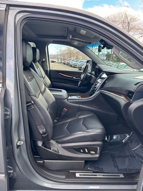 2018 Cadillac Escalade Premium Luxury
