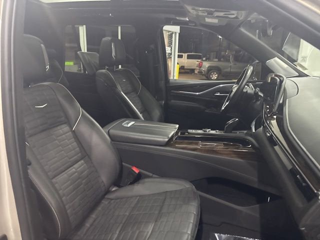 2024 Cadillac Escalade Premium Luxury Platinum