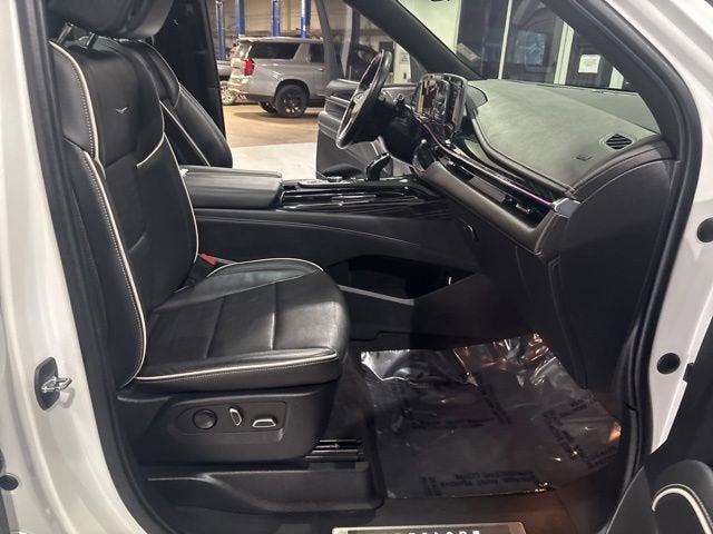 2022 Cadillac Escalade Sport