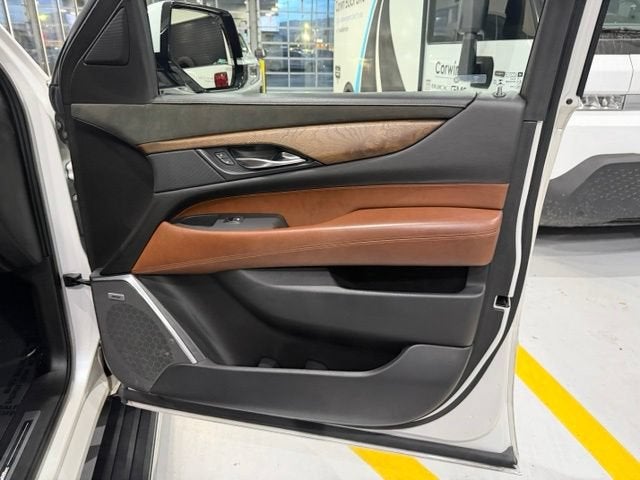 2019 Cadillac Escalade ESV Premium Luxury