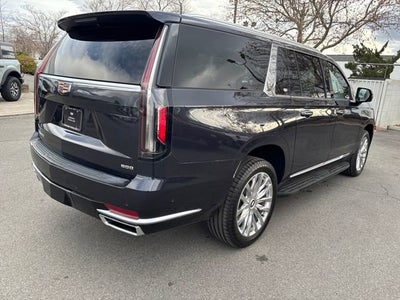 2023 Cadillac Escalade ESV Premium Luxury
