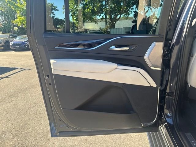 2023 Cadillac Escalade ESV Sport
