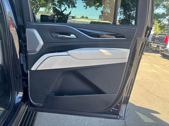 2023 Cadillac Escalade ESV Sport