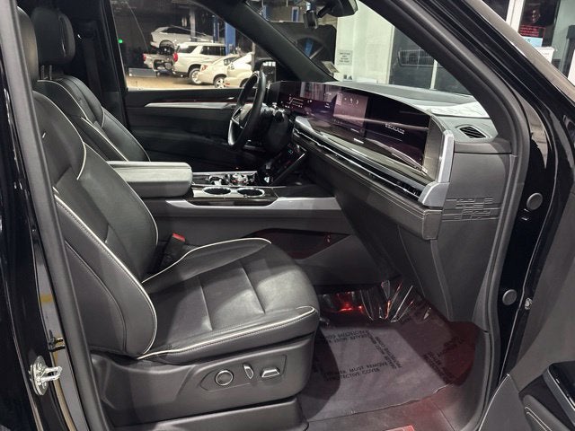 2025 Cadillac Escalade Premium Luxury