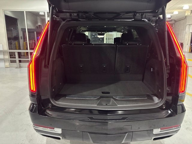 2025 Cadillac Escalade Premium Luxury