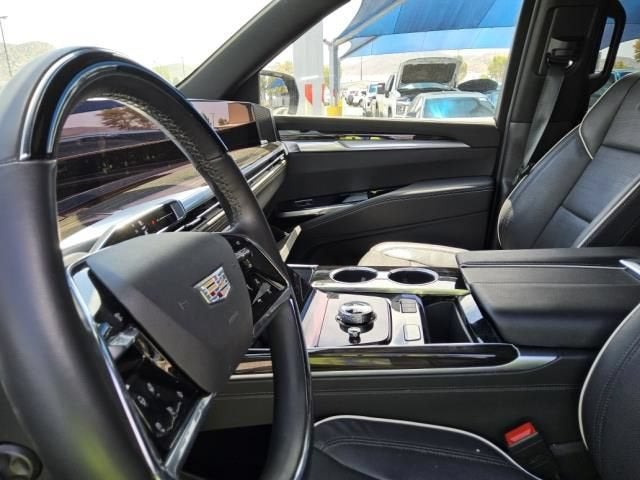 2025 Cadillac Escalade Premium Luxury