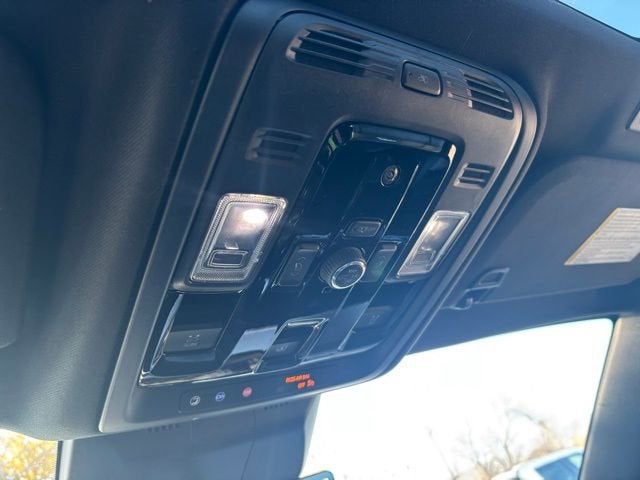 2025 Cadillac Escalade Premium Luxury