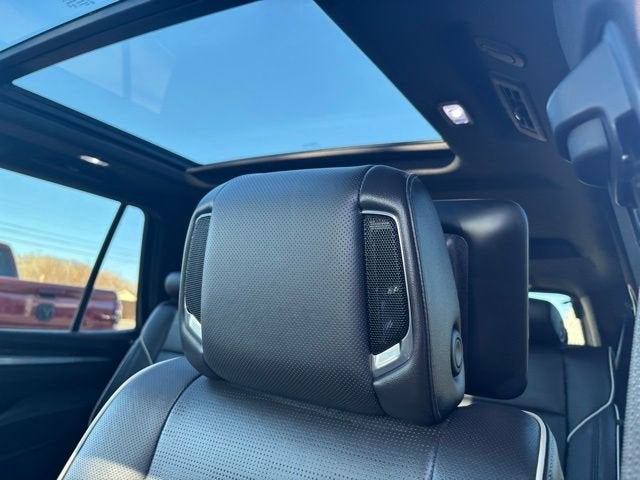 2025 Cadillac Escalade Premium Luxury