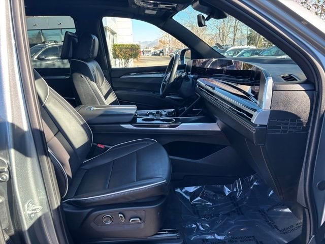 2025 Cadillac Escalade Premium Luxury