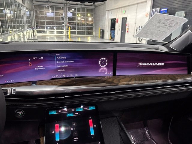 2025 Cadillac Escalade ESV Premium Luxury Platinum