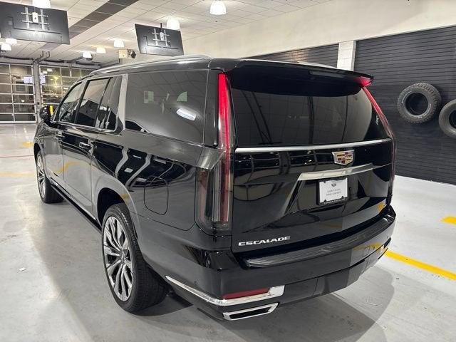 2025 Cadillac Escalade ESV Premium Luxury Platinum