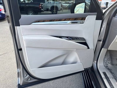 2025 Cadillac Escalade ESV Sport Platinum