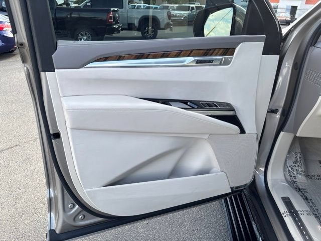 2025 Cadillac Escalade ESV Sport Platinum