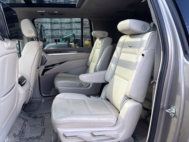 2025 Cadillac Escalade ESV Sport Platinum