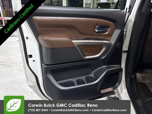 2023 Nissan TITAN Crew Cab Platinum Reserve 4x4