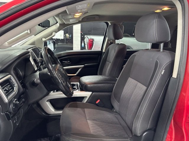 2021 Nissan TITAN Crew Cab SV 4x4