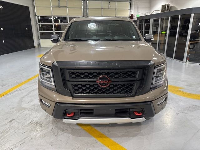 2023 Nissan TITAN Crew Cab PRO-4X 4x4