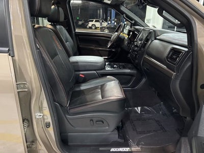 2023 Nissan TITAN Crew Cab PRO-4X 4x4