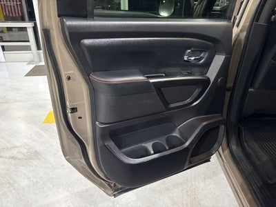 2023 Nissan TITAN Crew Cab PRO-4X 4x4