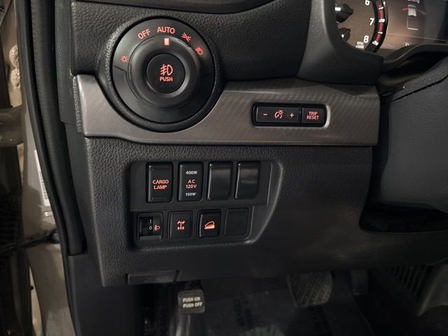 2023 Nissan TITAN Crew Cab PRO-4X 4x4