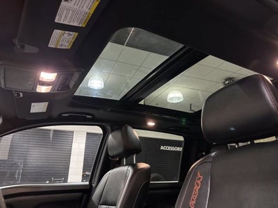 2023 Nissan TITAN Crew Cab PRO-4X 4x4