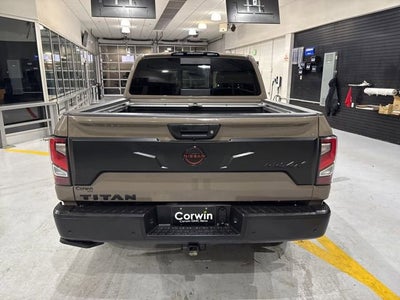 2023 Nissan TITAN Crew Cab PRO-4X 4x4