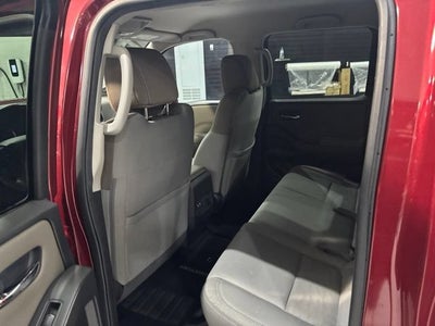 2022 Nissan Frontier Crew Cab SV 4x4