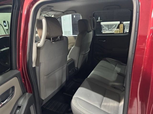 2022 Nissan Frontier Crew Cab SV 4x4