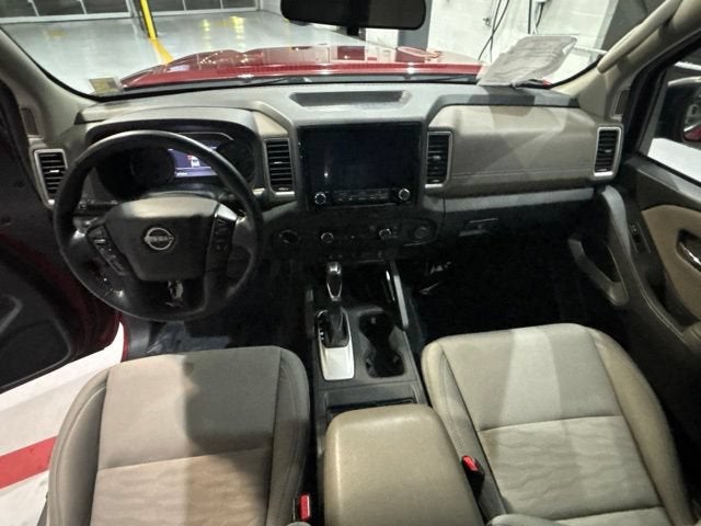2022 Nissan Frontier Crew Cab SV 4x4