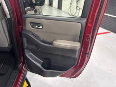 2022 Nissan Frontier Crew Cab SV 4x4