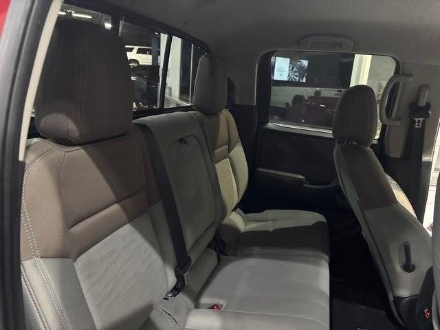 2022 Nissan Frontier Crew Cab SV 4x4
