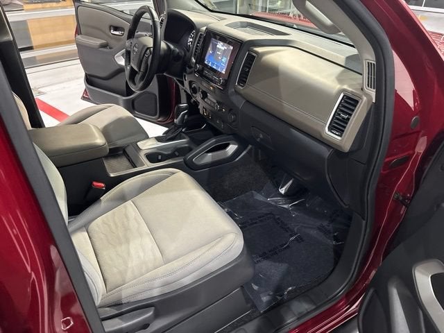 2022 Nissan Frontier Crew Cab SV 4x4