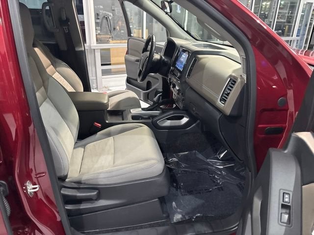 2022 Nissan Frontier Crew Cab SV 4x4