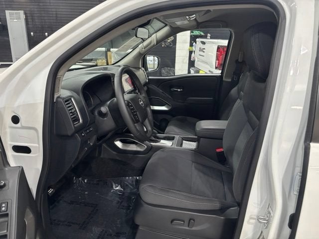 2024 Nissan Frontier Crew Cab Long Bed SV 4x4