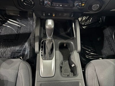 2024 Nissan Frontier Crew Cab Long Bed SV 4x4