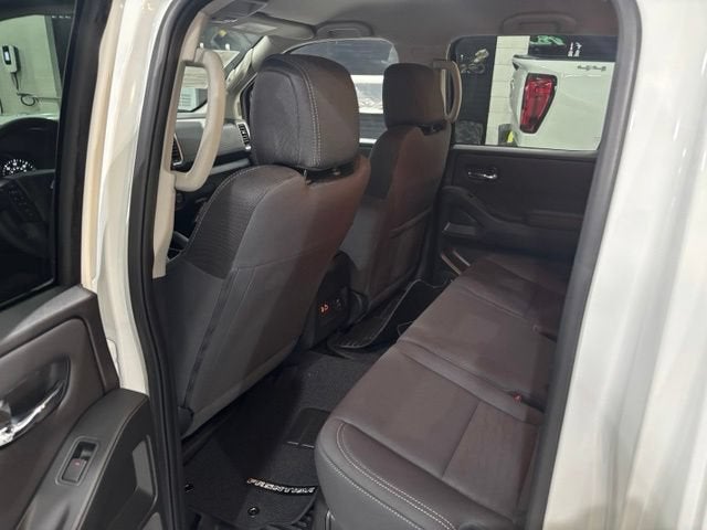 2024 Nissan Frontier Crew Cab Long Bed SV 4x4