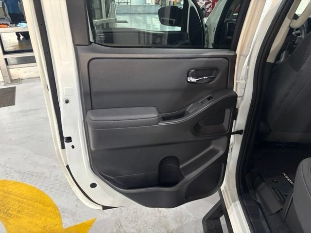 2024 Nissan Frontier Crew Cab Long Bed SV 4x4